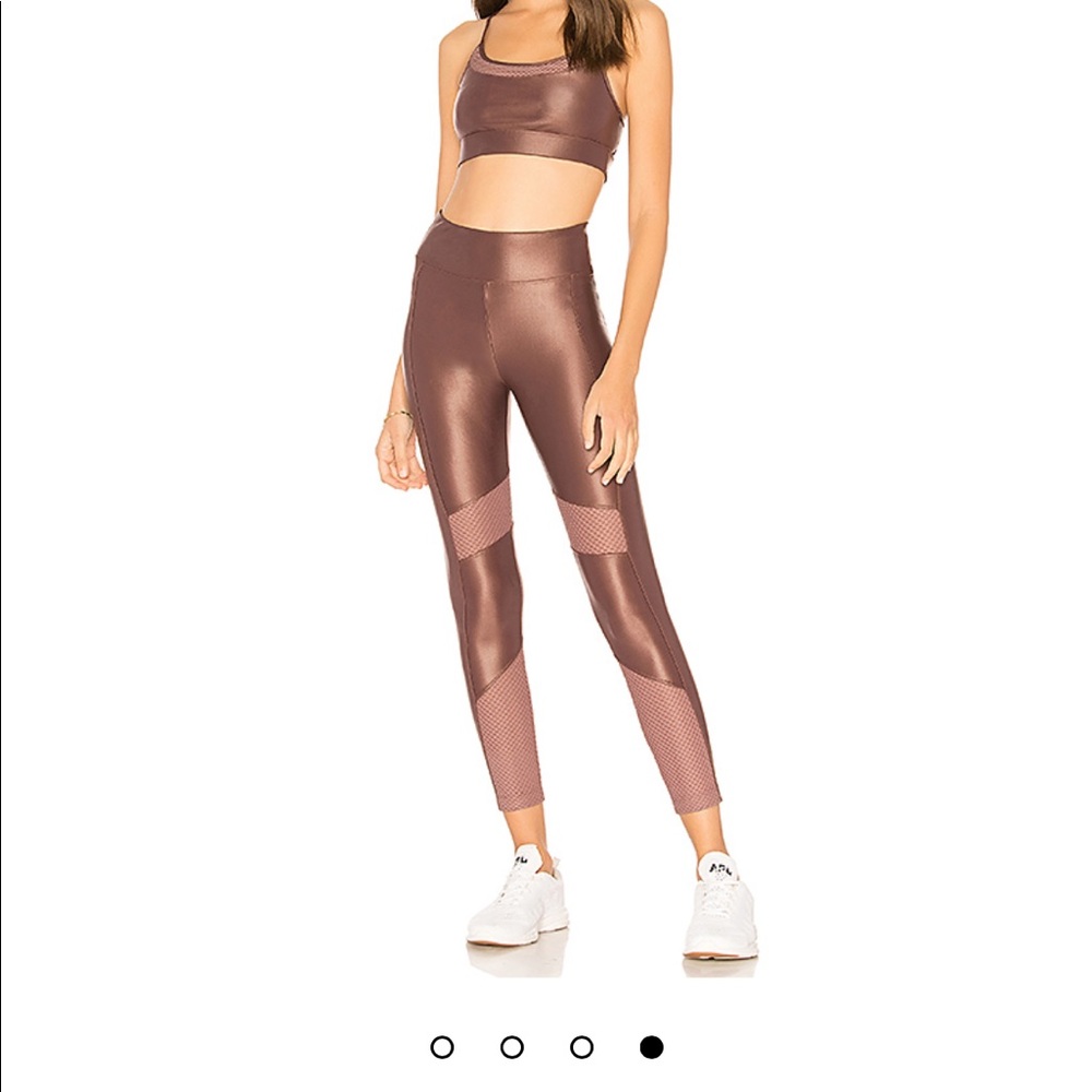 Koral SET: Stilt 7/8 Leggings and Bra in Marsala